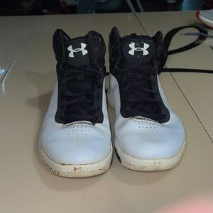 Under armour Basketball shoes